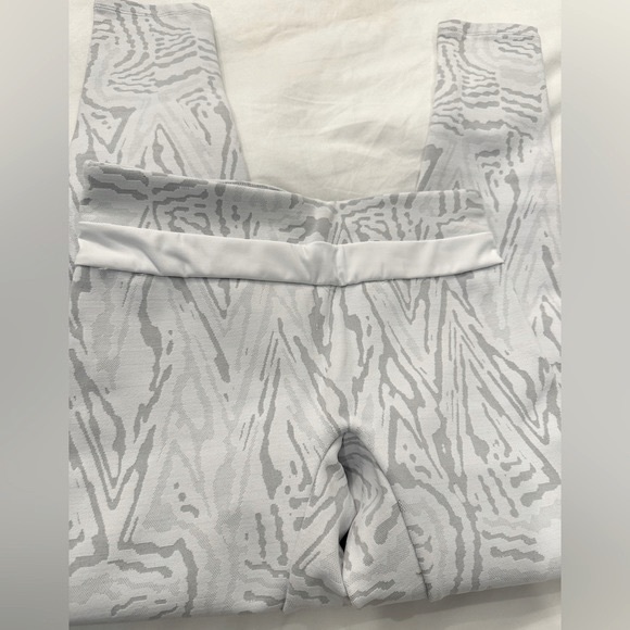 NWOT Devon Windsor Alex Legging - Picture 5 of 13